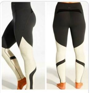 Calia Limited Edition White Lace Legging